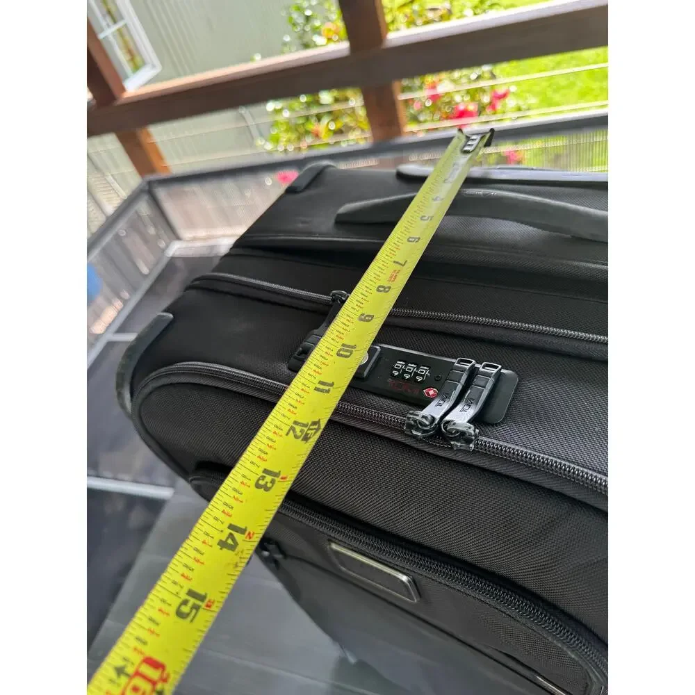 TUMI Alpha 3 International Dual Access 25